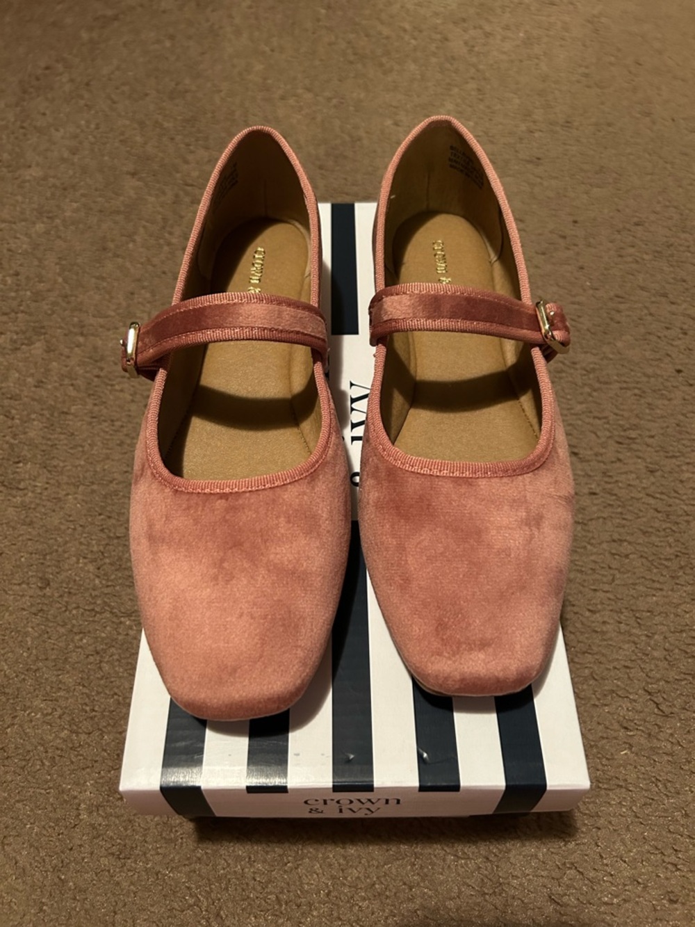 Crown & Ivy Bellevue Mary Jane Flats